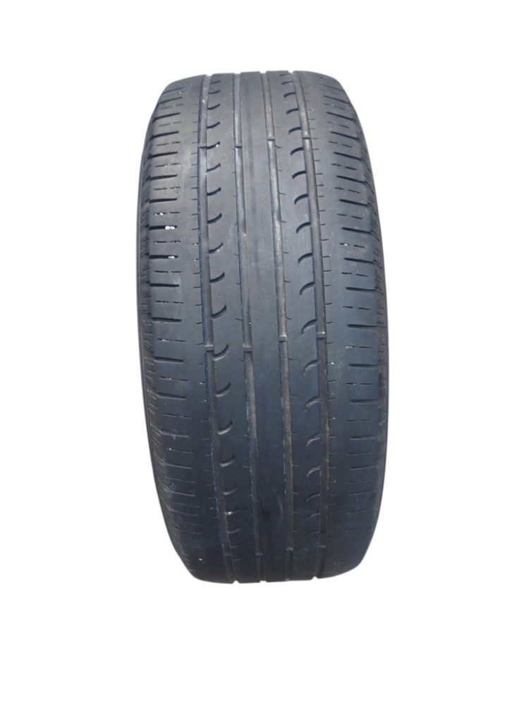Godyear Pneu Aro 17 215/55R17  B 4