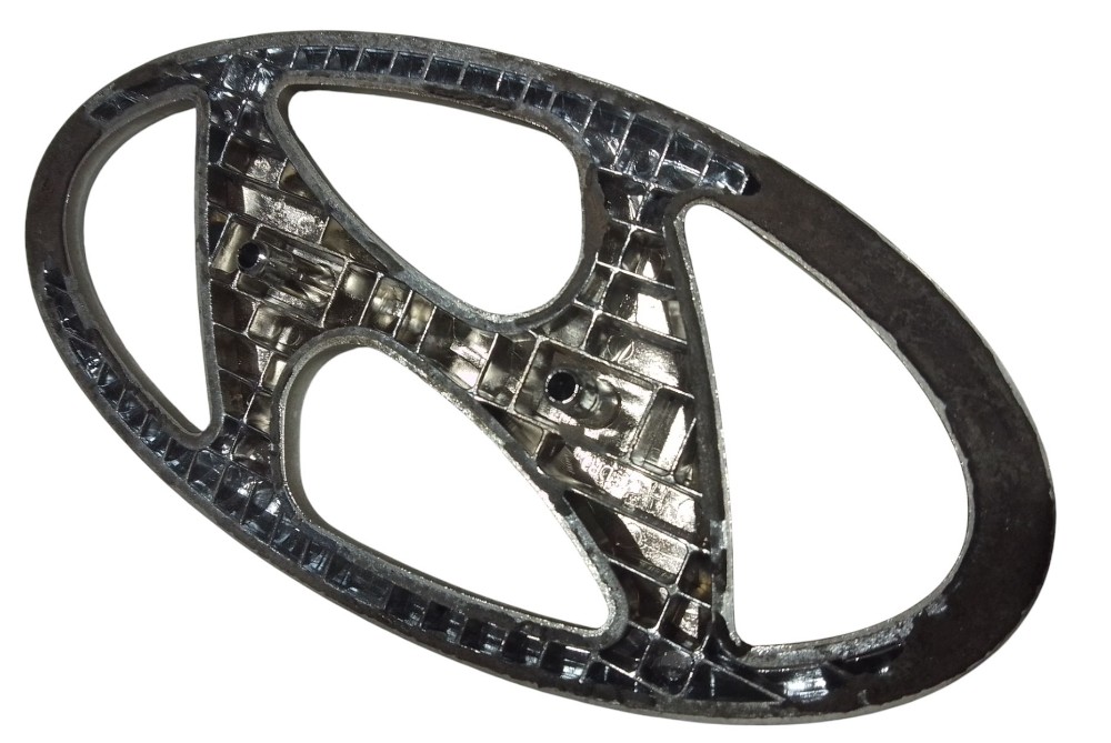 Emblema Cromado Hyundai  Cromado 6