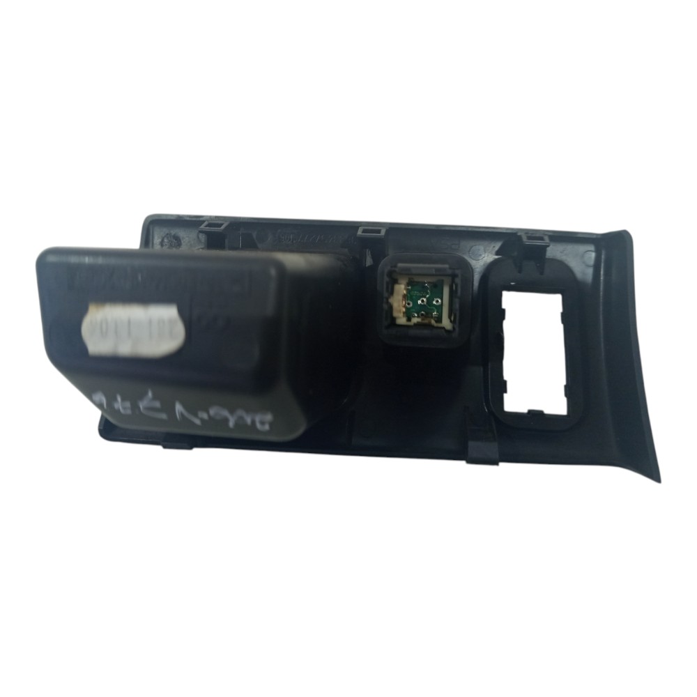 Moldura Botão Vidro Porta Objetos Peugeot 206 1999 A 2012 4
