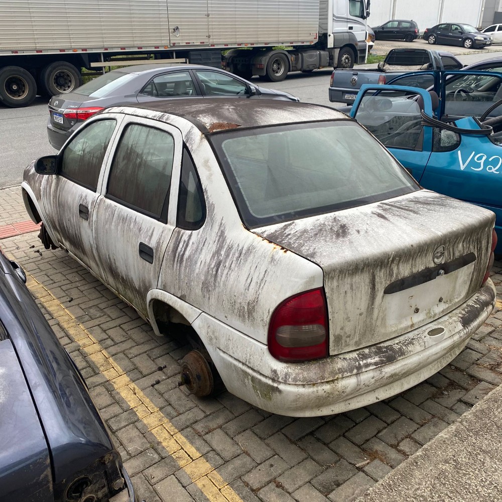 Sucata GM Chevrolet Corsa Sedan 1.6 8v 92CV 2004 5