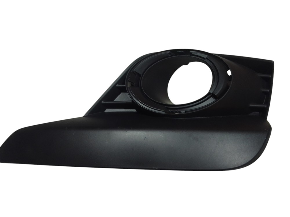 Moldura Farol De Milha Renault Sandero Lado Direito 15/24 Preto Direito 2
