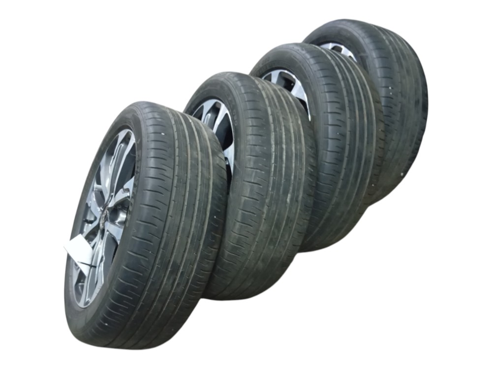 Jogo Roda Com Pneu Toyota Corolla Cross Xrv 1.8 Hibrido 2024 2