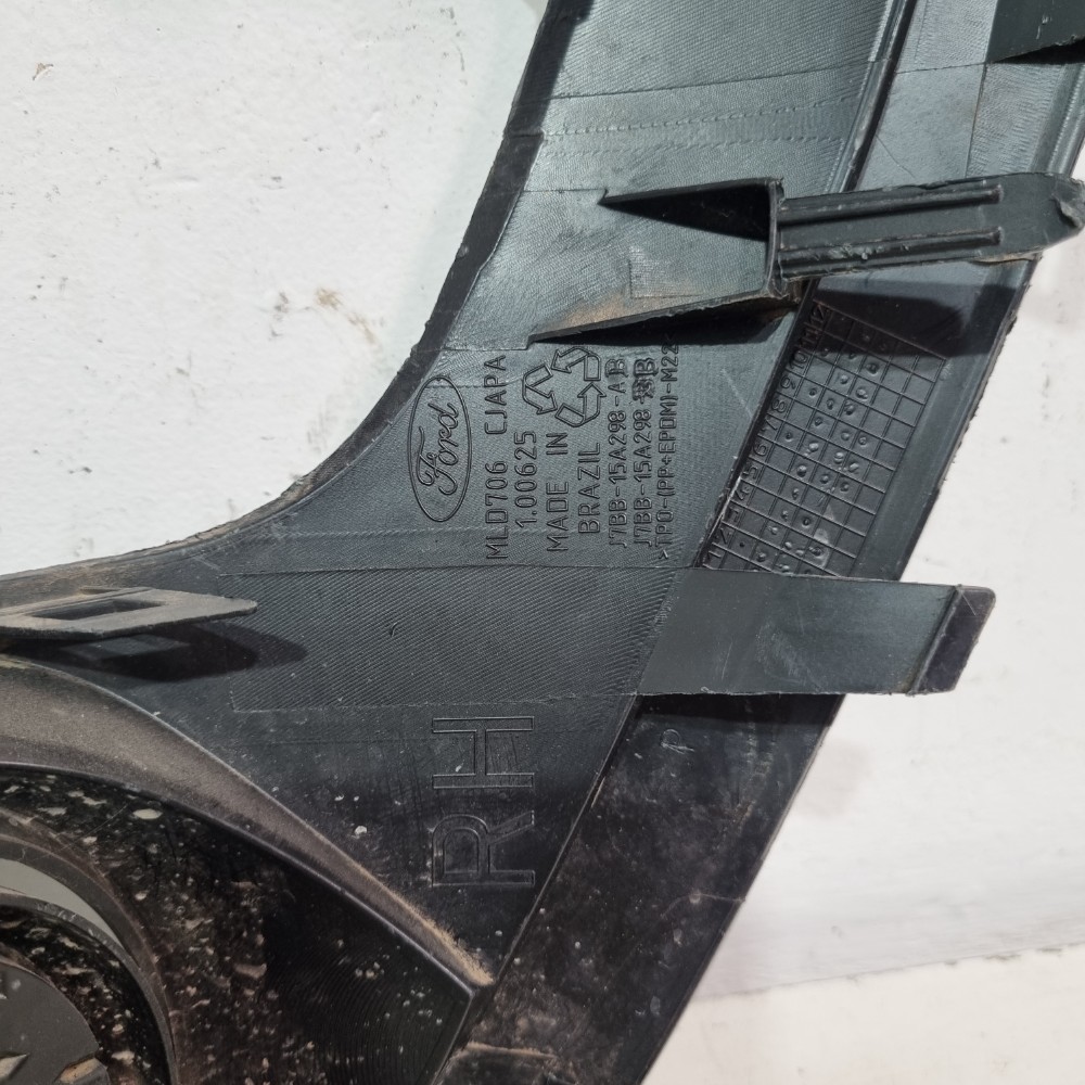 Moldura Farol De Milha Do Lado Direito Ford Ka 2019/2021 2