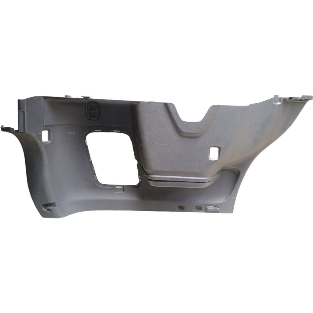 Acabamento Lateral Dir Porta Malas Mitsubishi Outlander 2015 4