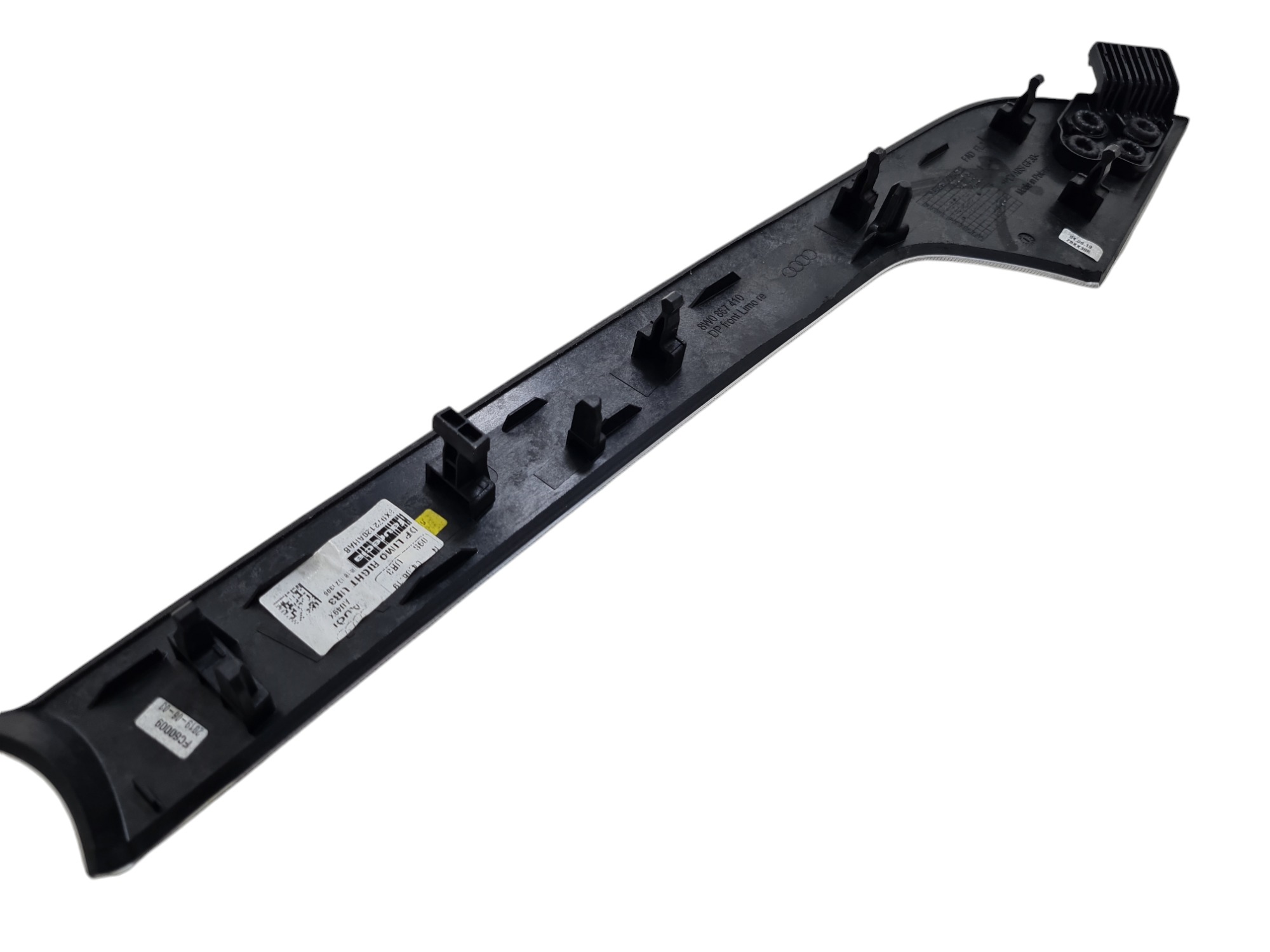 Friso Porta Dianteira Direita Audi A4 Avant 2019 8w0867410 3