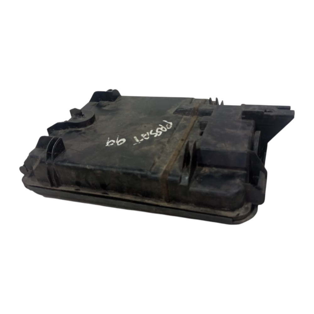 Caixa Suporte Módulo Câmbio Vw Passat 1998 1999 2000 3