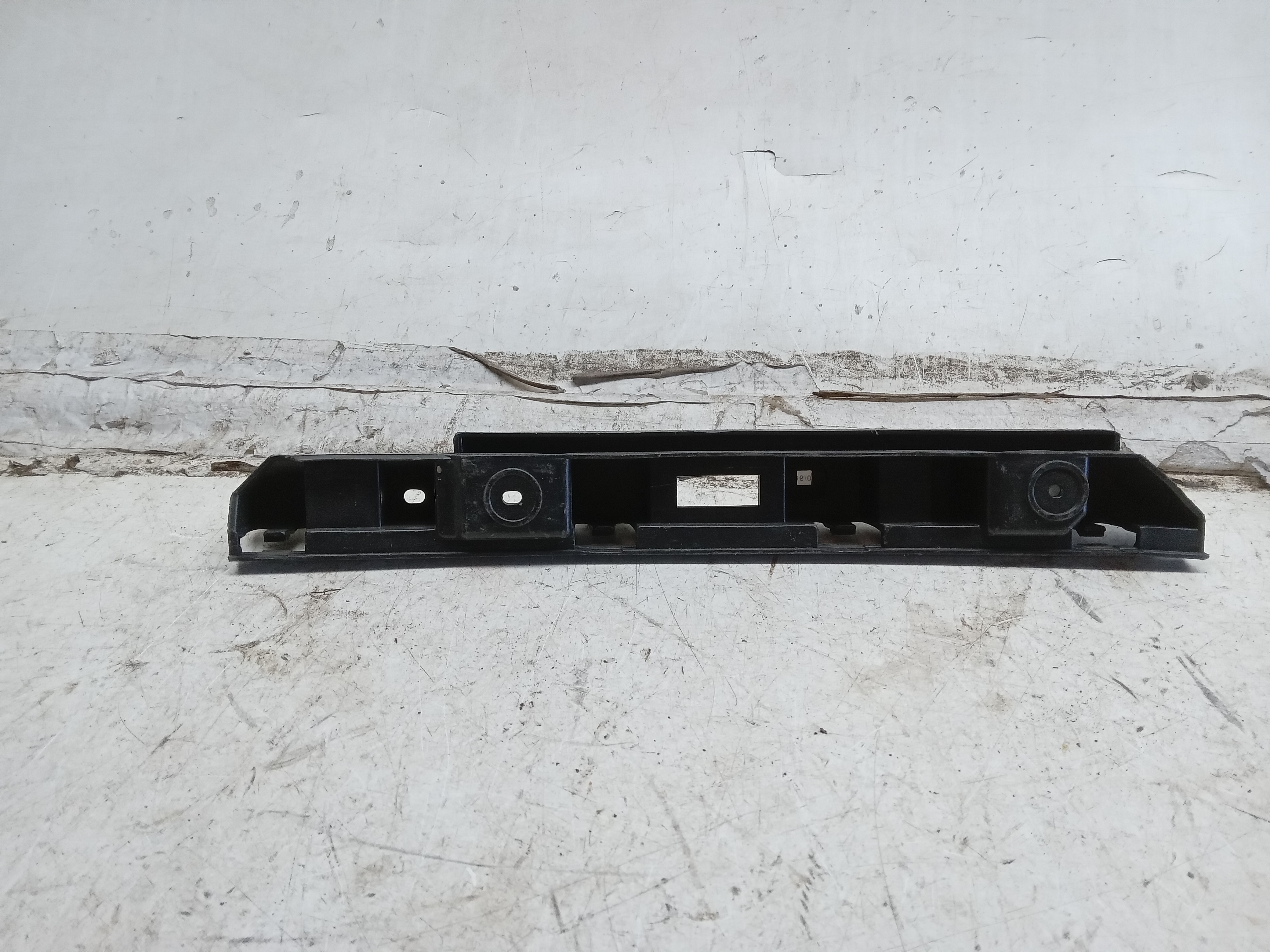 GUIA PARACHOQUE TRASEIRO VW FOX 2015 2