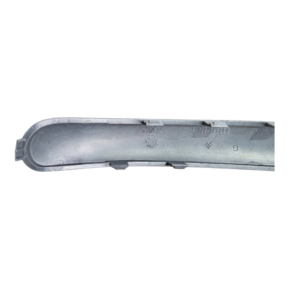 Moldura Acabamento Puxador Interno Xsara Picasso 2000 A 2011 2