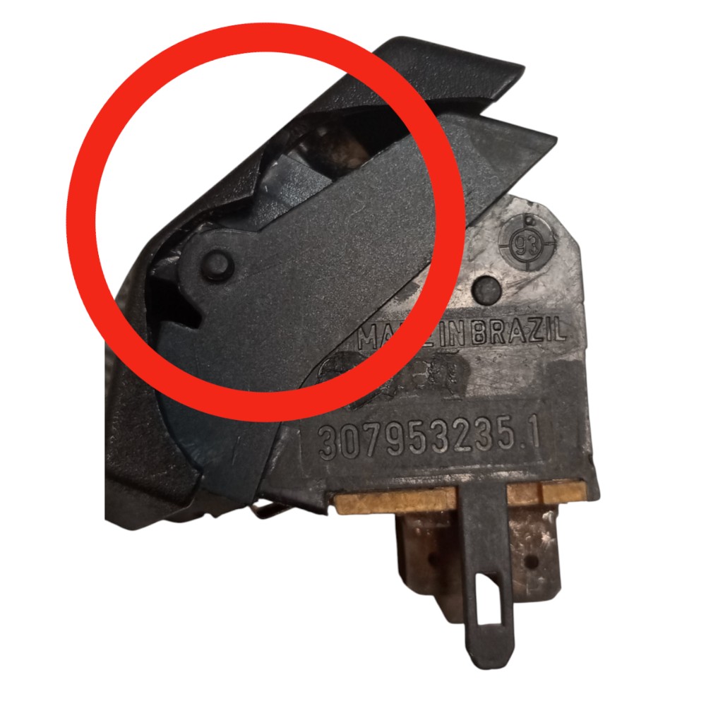 Botão Interruptor Pisca Alerta Vw Gol Saveiro Parati 88 A 94 3
