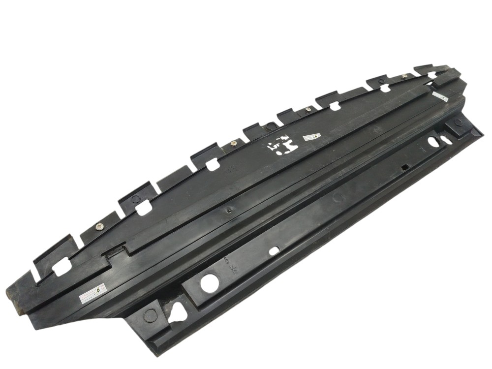 Defletor Inferior Parachoque Dianteiro Clio 2005  Detalhe 1