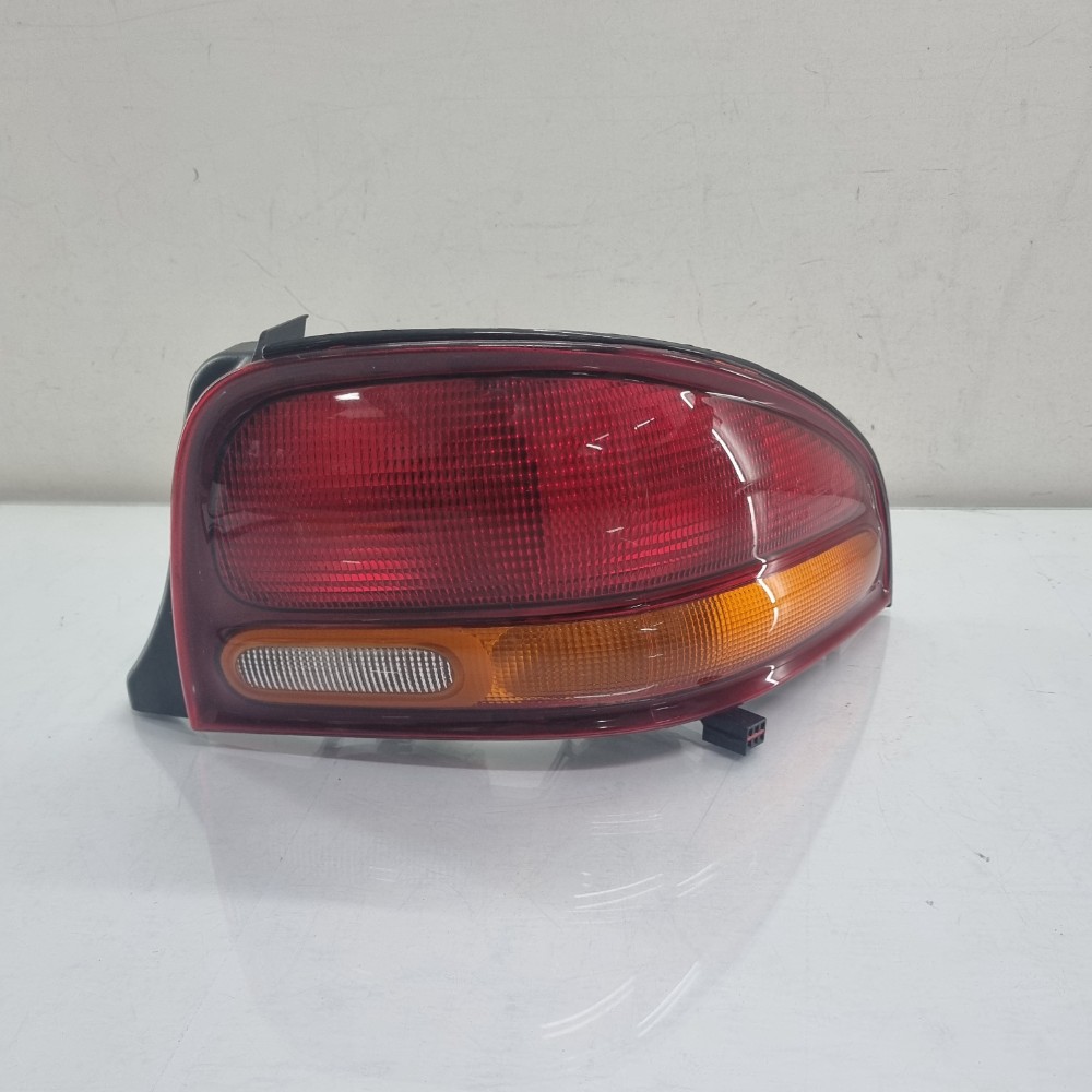 Lanterna Do Lado Direito Chrysler Stratus Modelos 1995/2000 Direito/passageiro 4