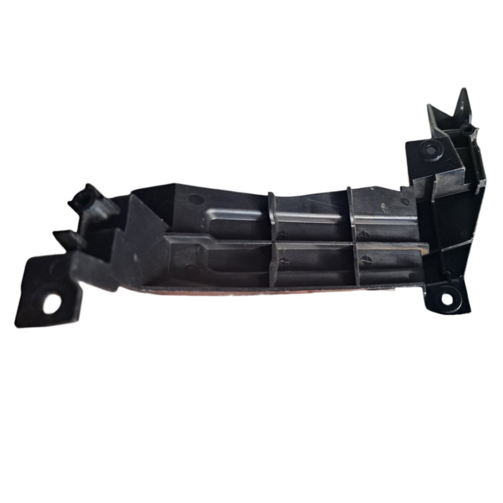 Guia Suporte Direito Parachoque Dianteiro Eclipse Cross 1