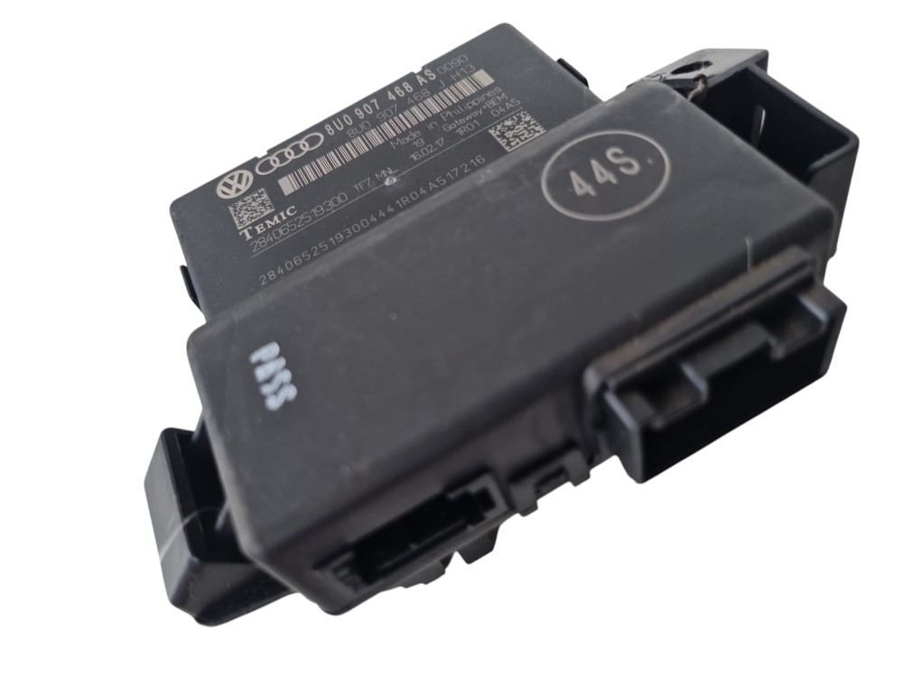 Módulo Interface Central Audi Q3 2017 8u0907468as 2