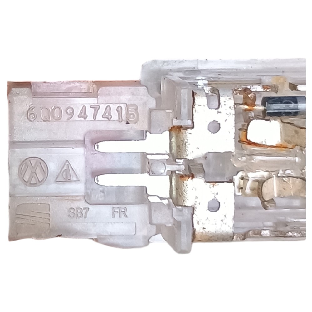 Luz Cortesia Porta Luvas Vw Tcross Tsi 2022 6q0947415 4