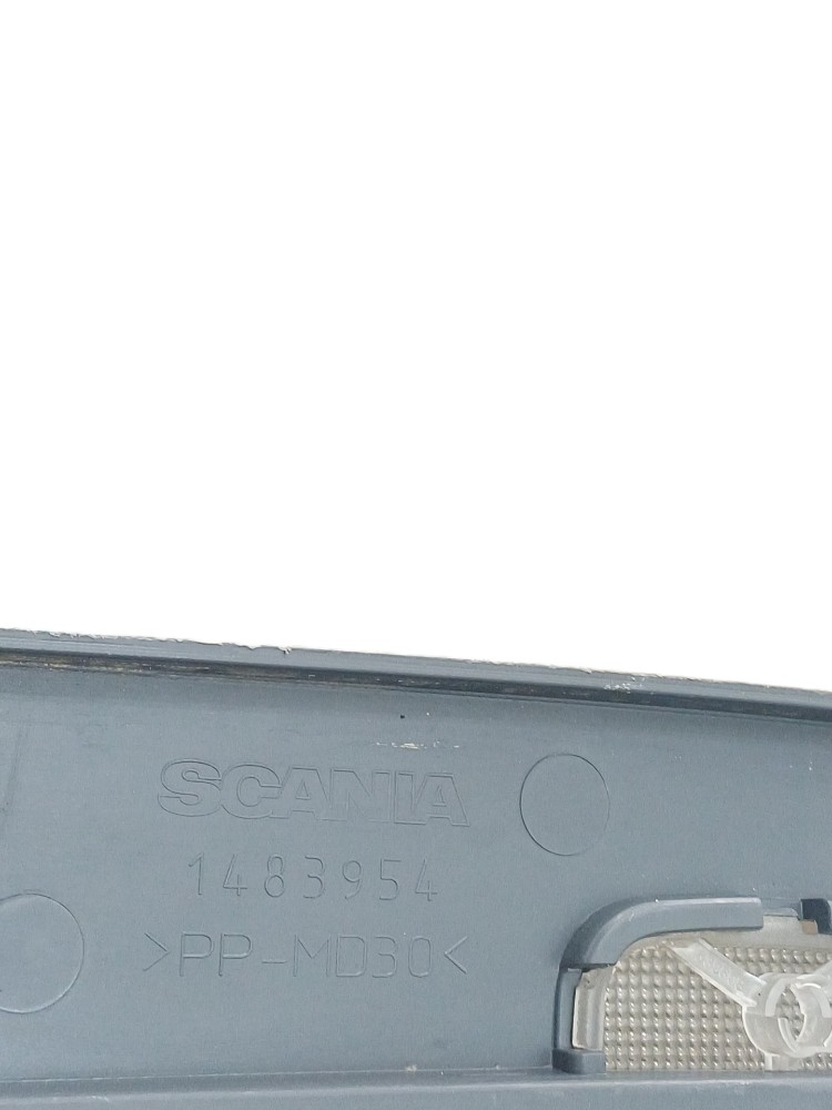 Acabamento Lateral Cabine Scania R420 A4x2 2010 2011 3