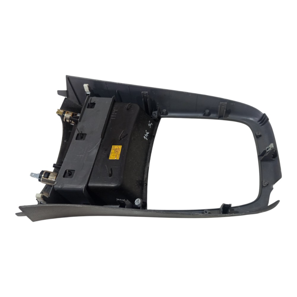 Acabamento Console Central Hyundai Santa Fé 2006 2007 A 2013 8