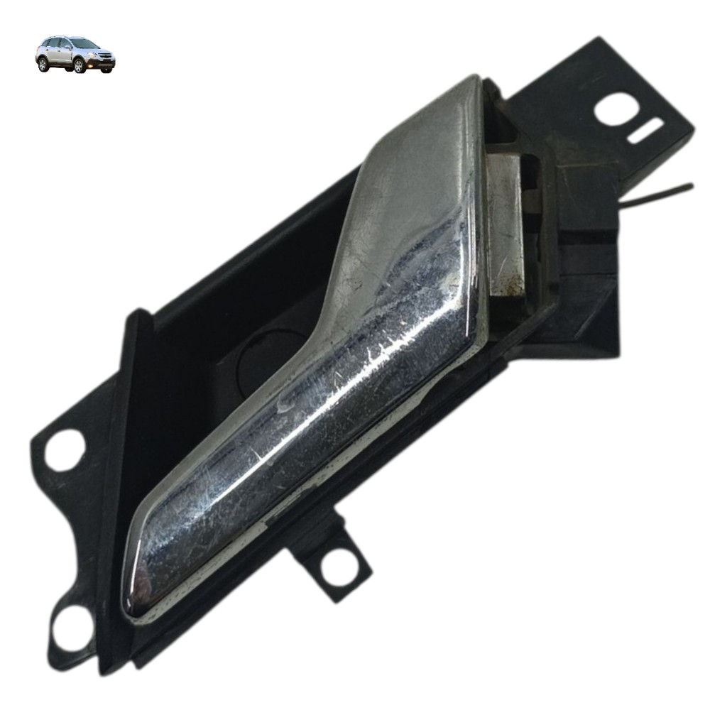 Maçaneta Interna Porta Direita Gm Captiva 2009 2010 2011 12 Prateado Traseira 1