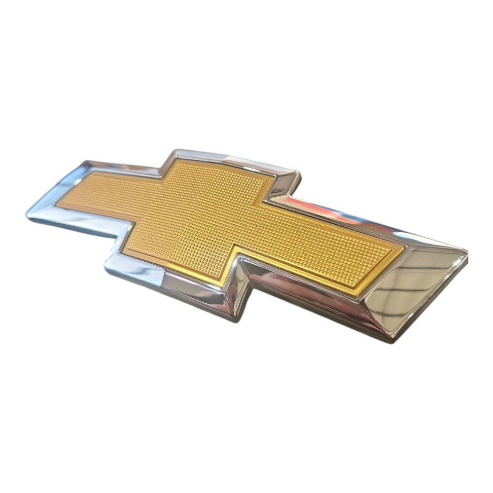 Emblema Grade Dianteira Gm Onix 2020 Em Diante  Dourado Dourado 4