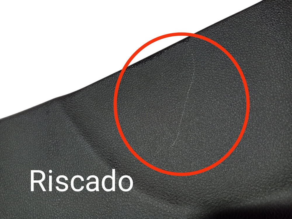 Acabamento Coluna Inferior Direita Gm Onix 2013 A 2019 2