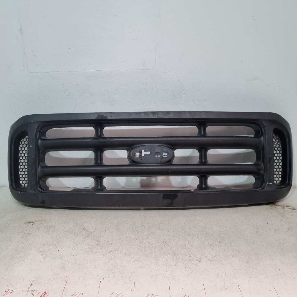 Grade Superior Ford F-250 1999/2011 Recuperado C/detalhes 1
