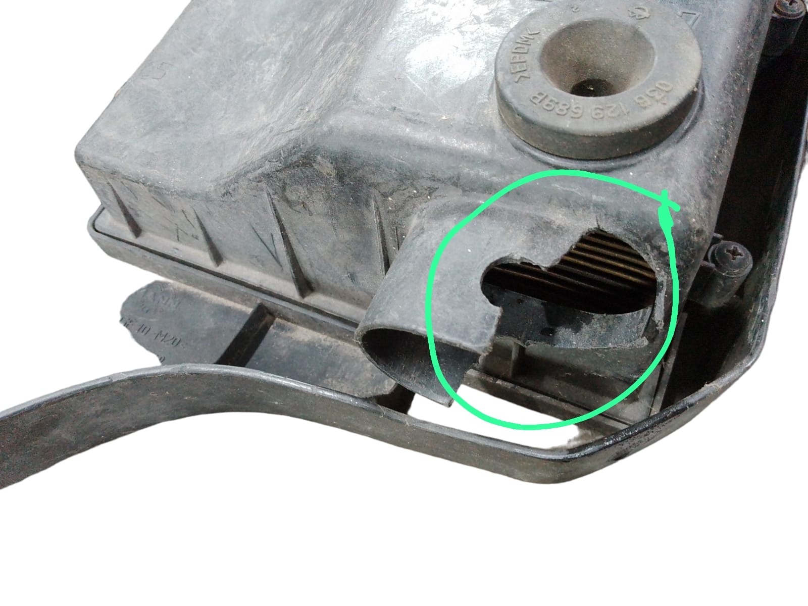 Caixa Filtro Ar Vw Gol G3 16v 2000 A 2003 Com Detalhe