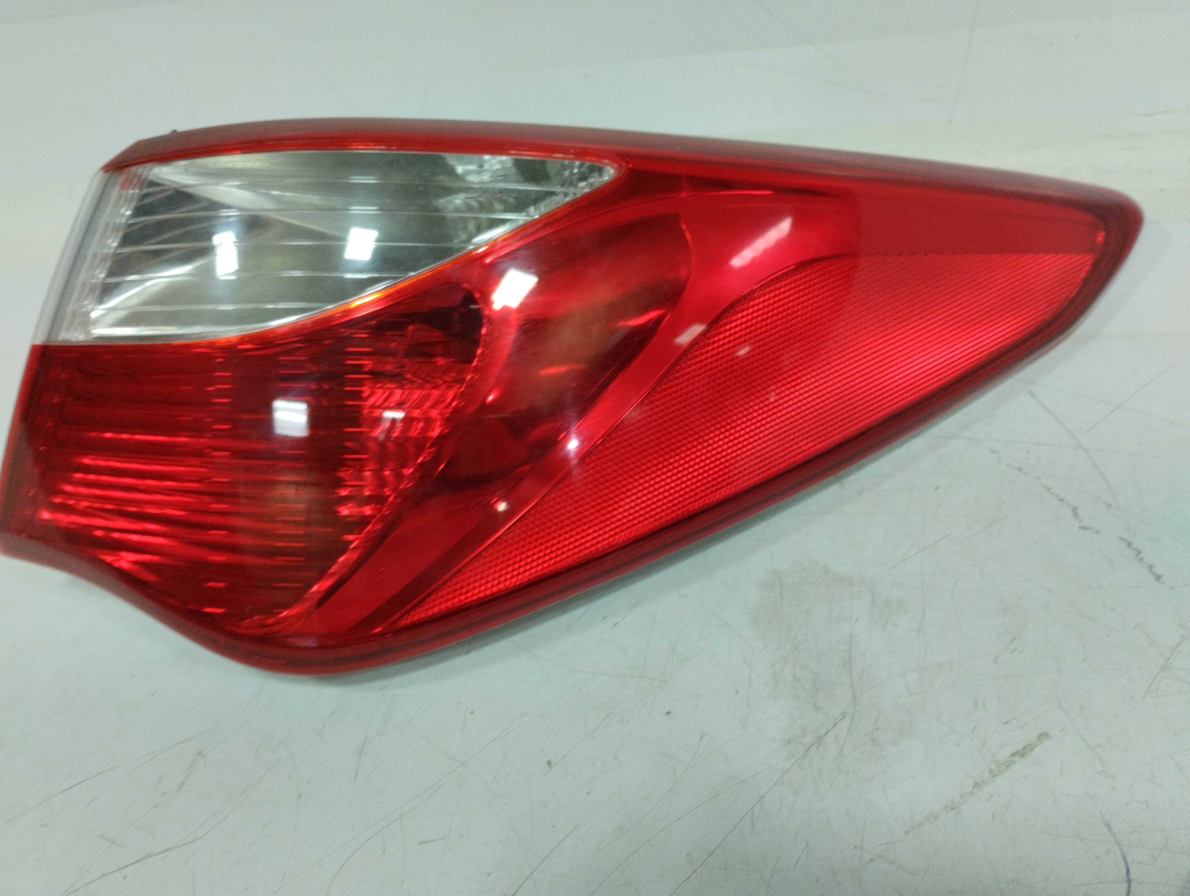 Lanterna traseira direita Hyundai HB20 sedan 2014 original 2