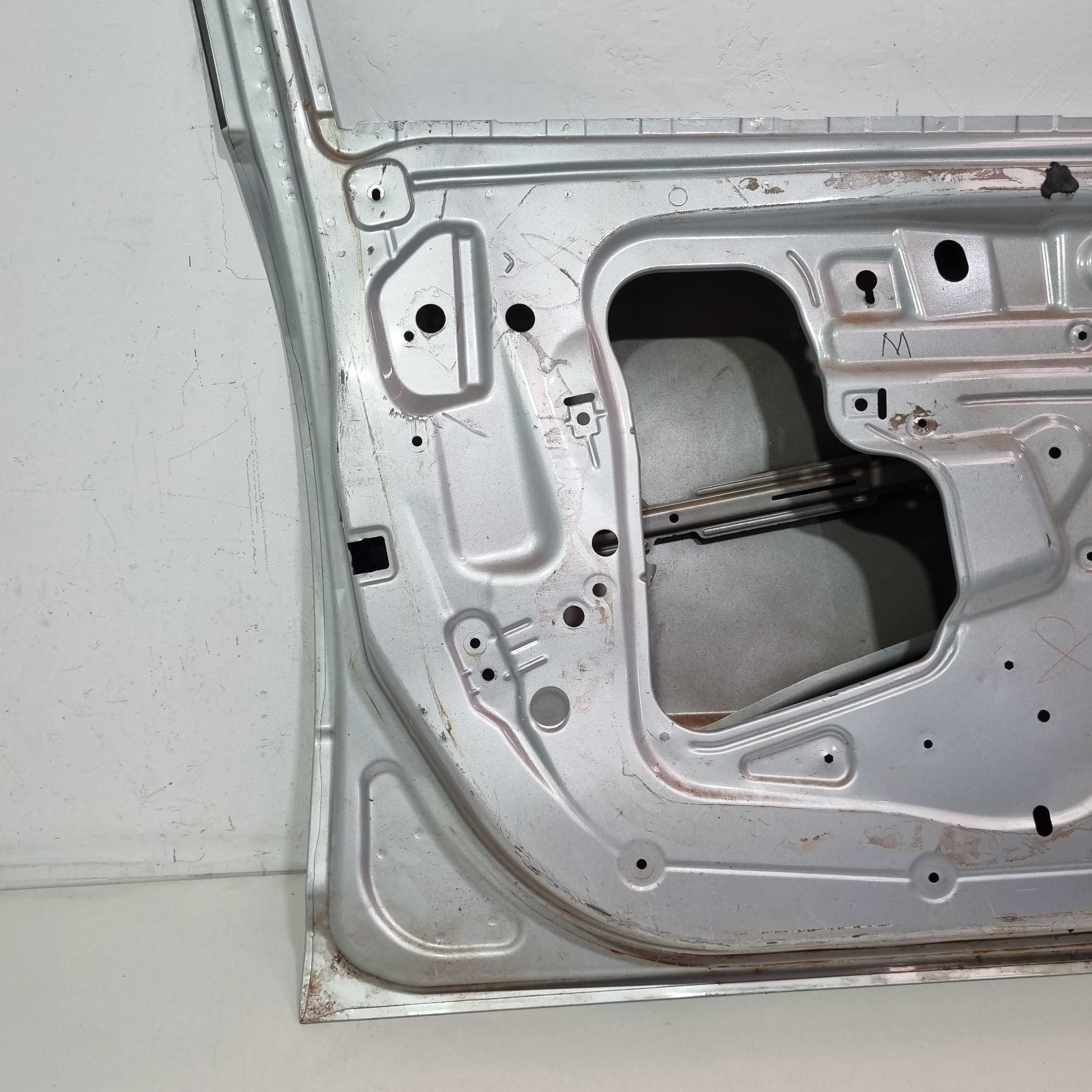 Porta Dianteira Esquerda Chevrolet Cobalt 2012 A 2018 Dianteira Esquerdo Prata 8