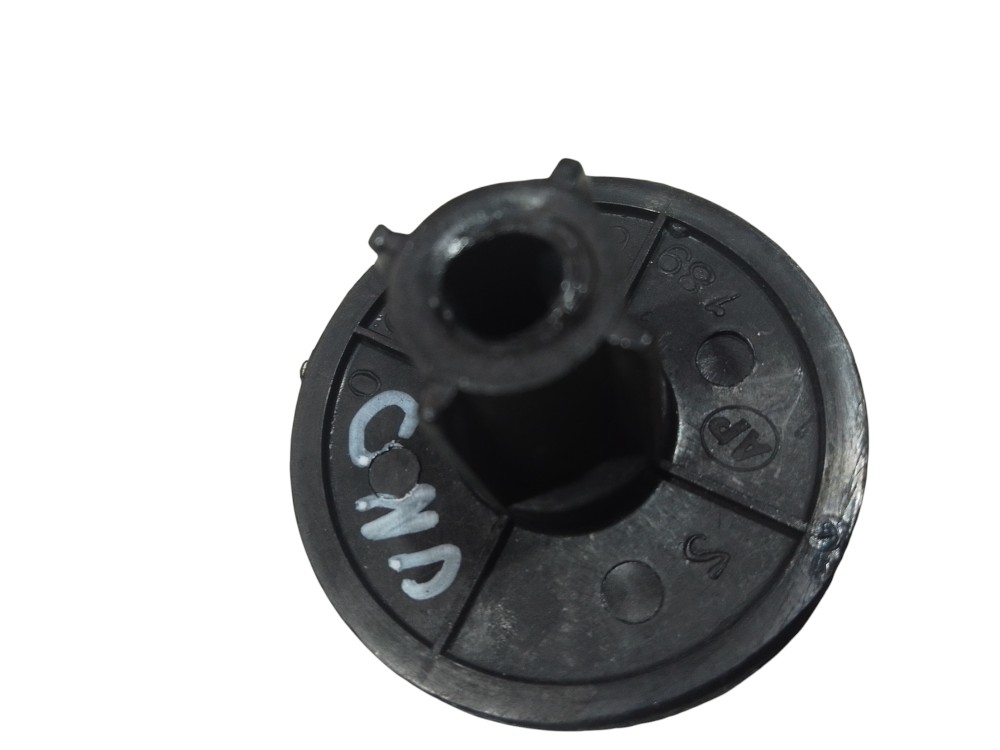 Parafuso Fixação Carpete Fiat Uno 2002/2013 Preto Preto Preto 3