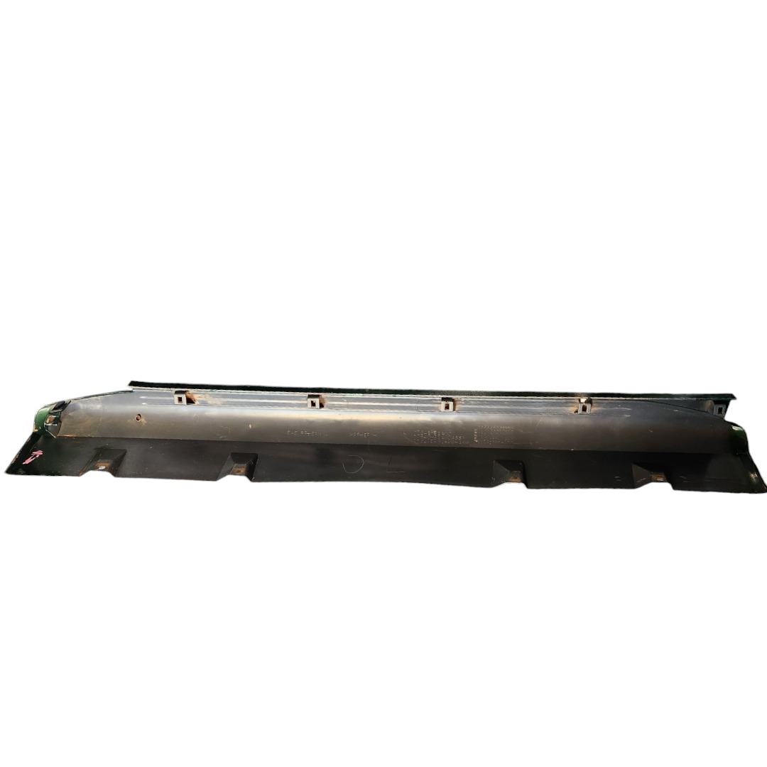 Spoiler Lateral Esquerdo Suzuki Jimny
