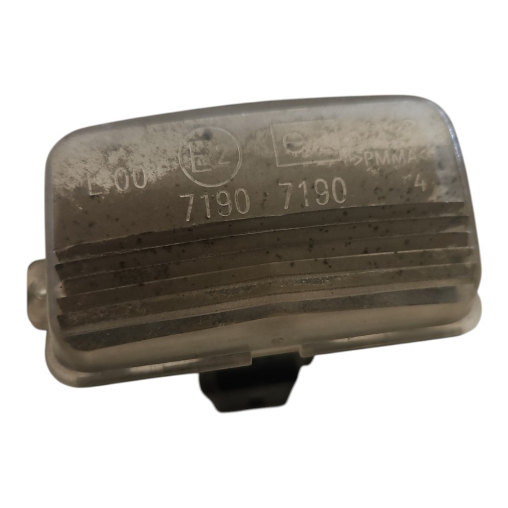 Luz De Placa Citroen Xsara Picasso 2000 A 2012 Et 3628 3