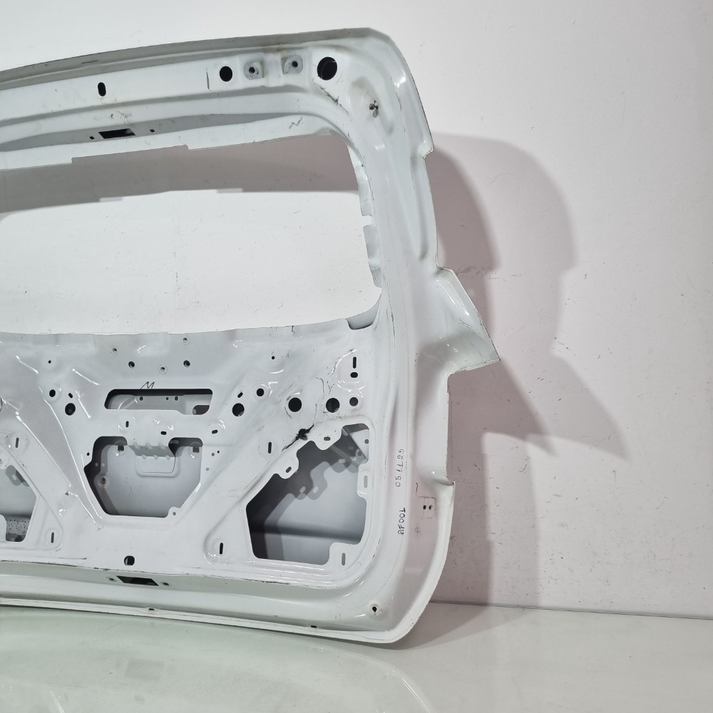 Tampa Traseira Chevrolet Spin 2023 2024 2025 Branco 6