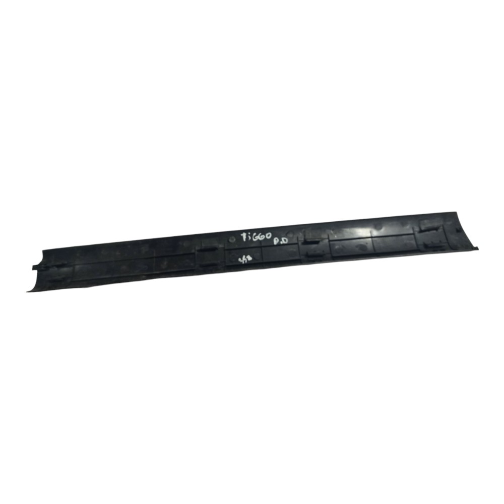 Moldura Soleira Dianteira Direita Chery Tiggo 2010 A 2015 Preto 5