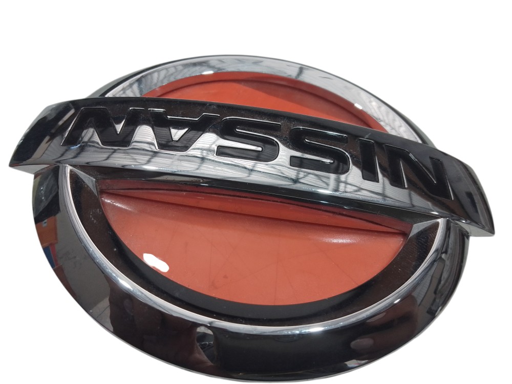 Emblema Tampa Traseira Nissan March 2012 A 2019 Cromado Cromado 4