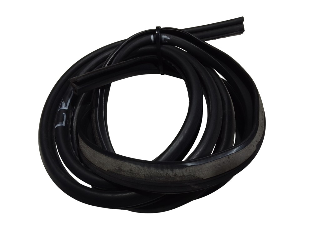 Borracha De Vedação Pingadeira Xsara Picasso 2000 A 2012 Le 3