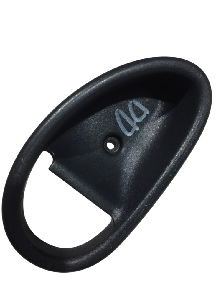 Moldura Maçaneta Interna Dianteira Direita Palio 1996 A 2007 Preto Dianteira 4