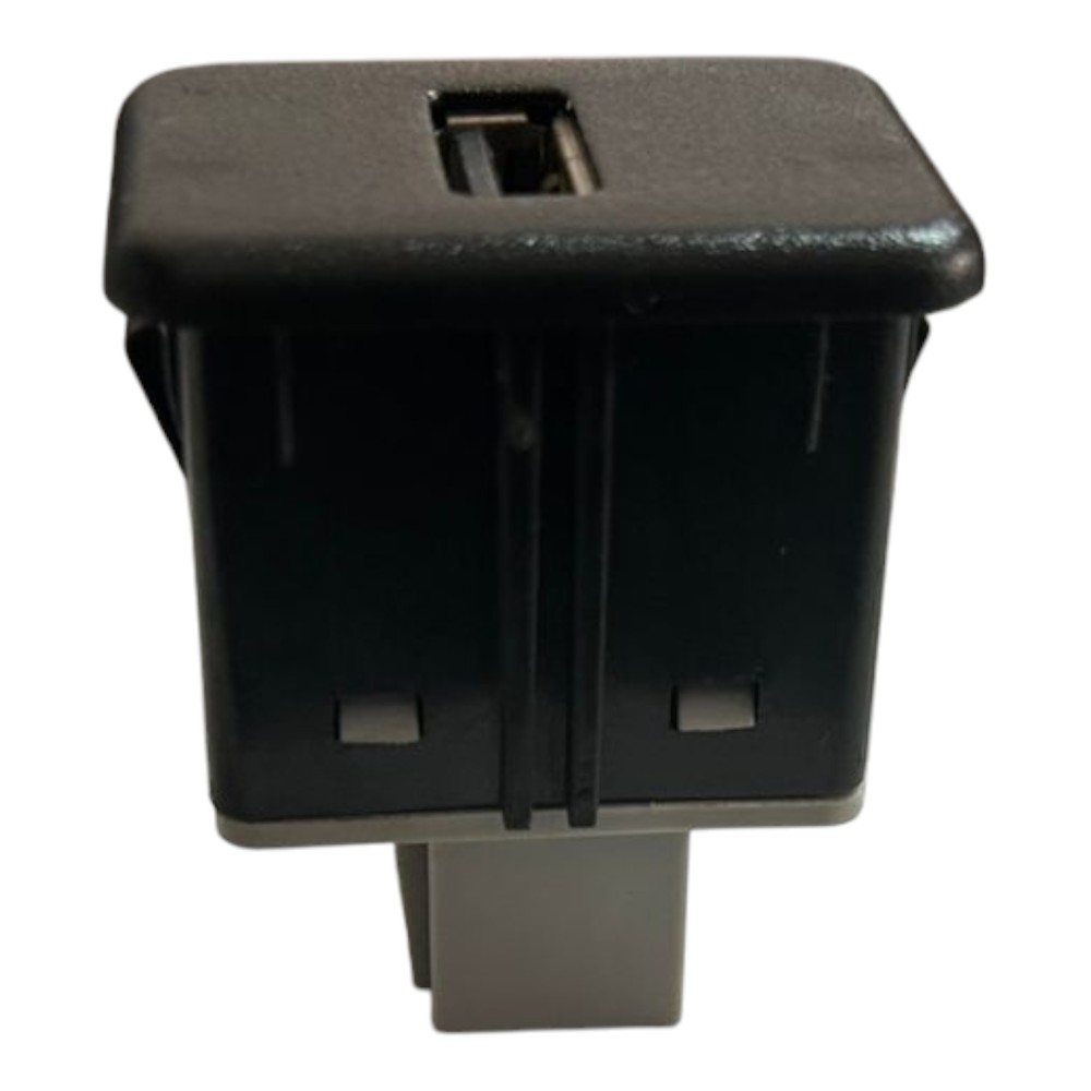 Conector Usb Gm Spin 1.8 2023 V148 7