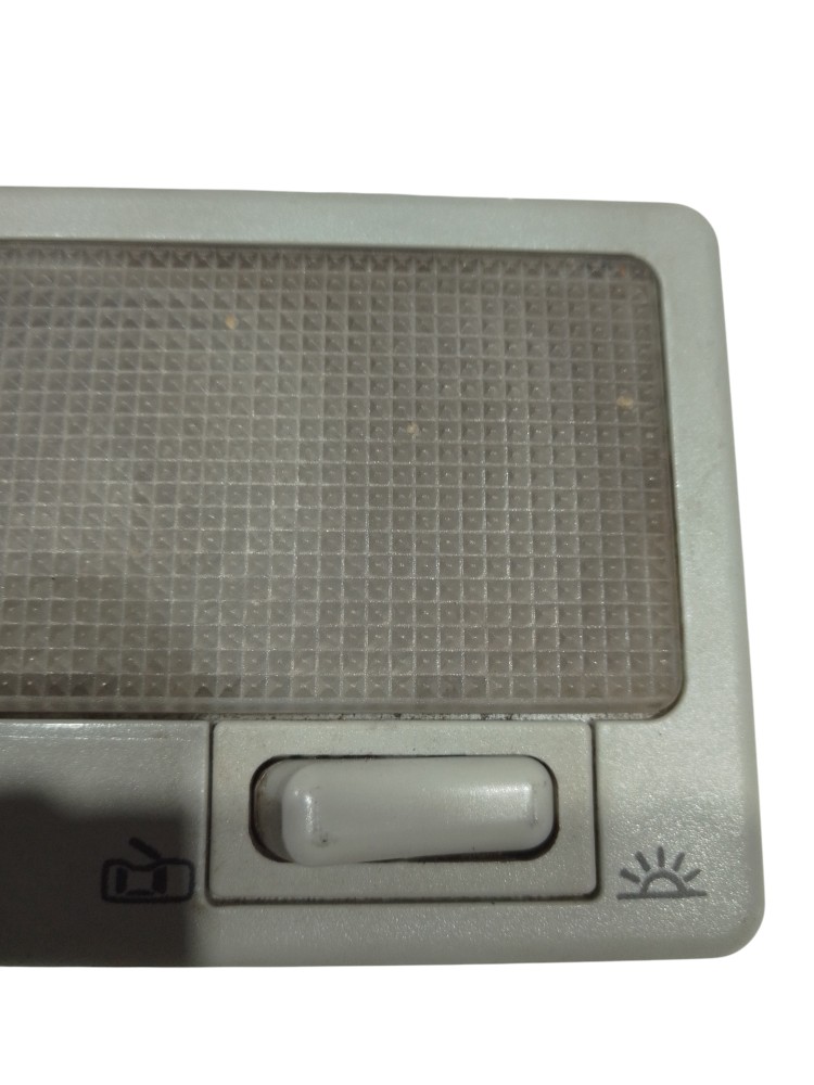 Luz Teto Cortesia Volkswagen Golf 1994 A 1999 357947111 1
