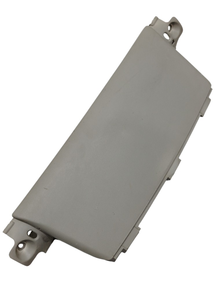 Moldura Terceira Luz Traseira Gm Astra 2002 V.1g2.256.21 3