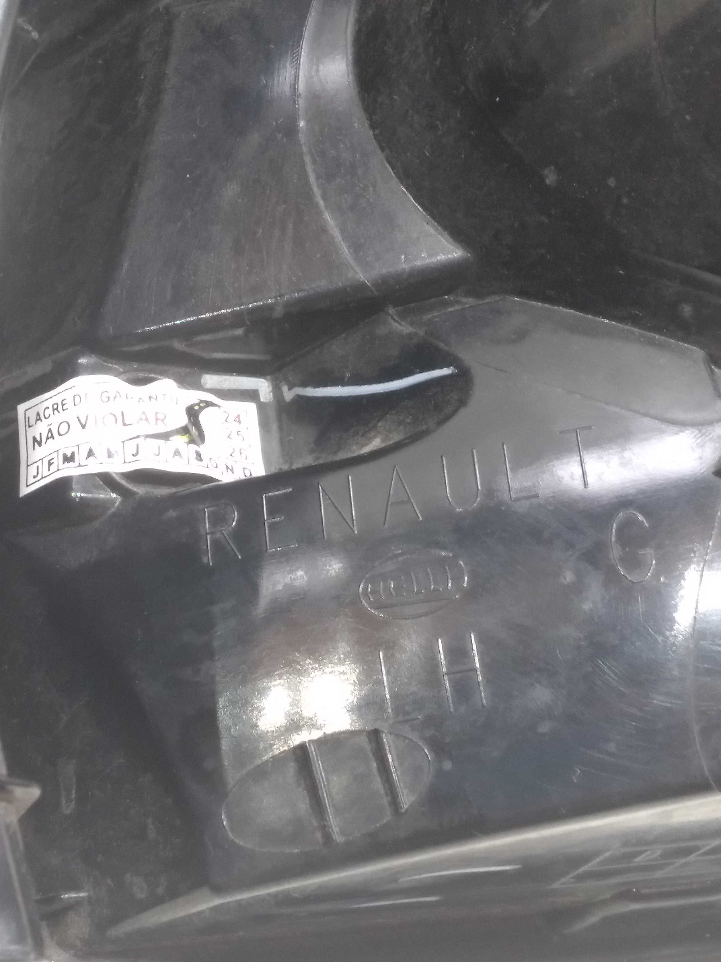 Lanterna Tras Esquerda Renault Sandero 2016 8