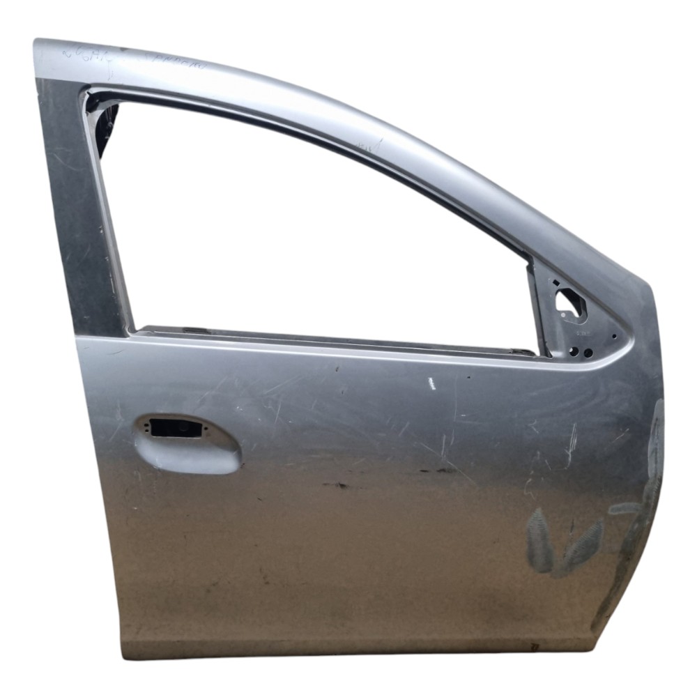 Porta Dianteira Direita Renault Sandero 2015 Dianteira Direito Prata