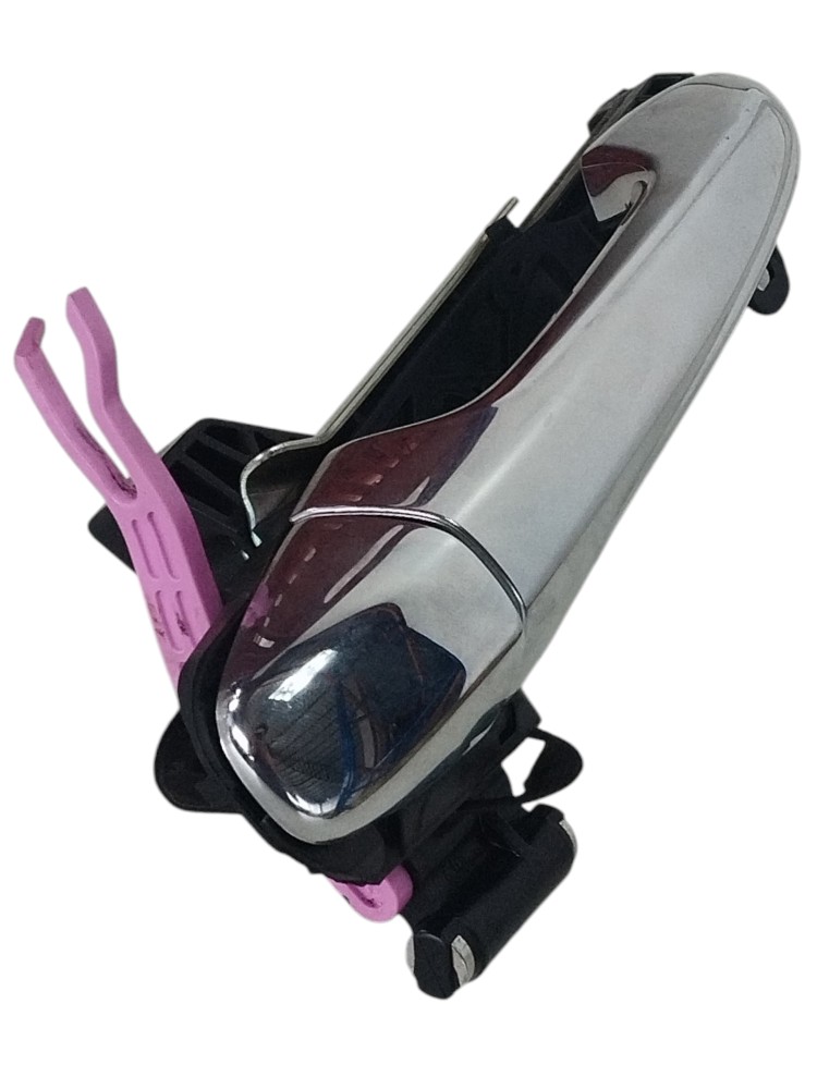 Maçaneta Externa Porta Tras Esquerda Hilux Sw4 2022 Sa3rl22 Traseira 2