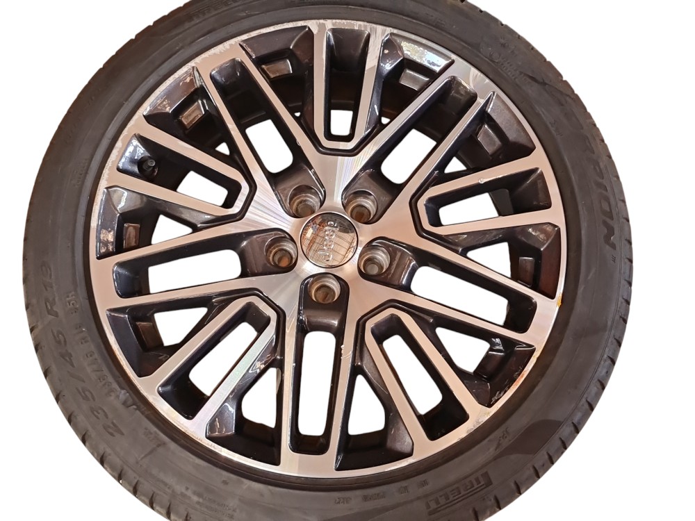 Ultima Unidade Roda C Pneu 235/45r19 Jeep Compass 2023 2