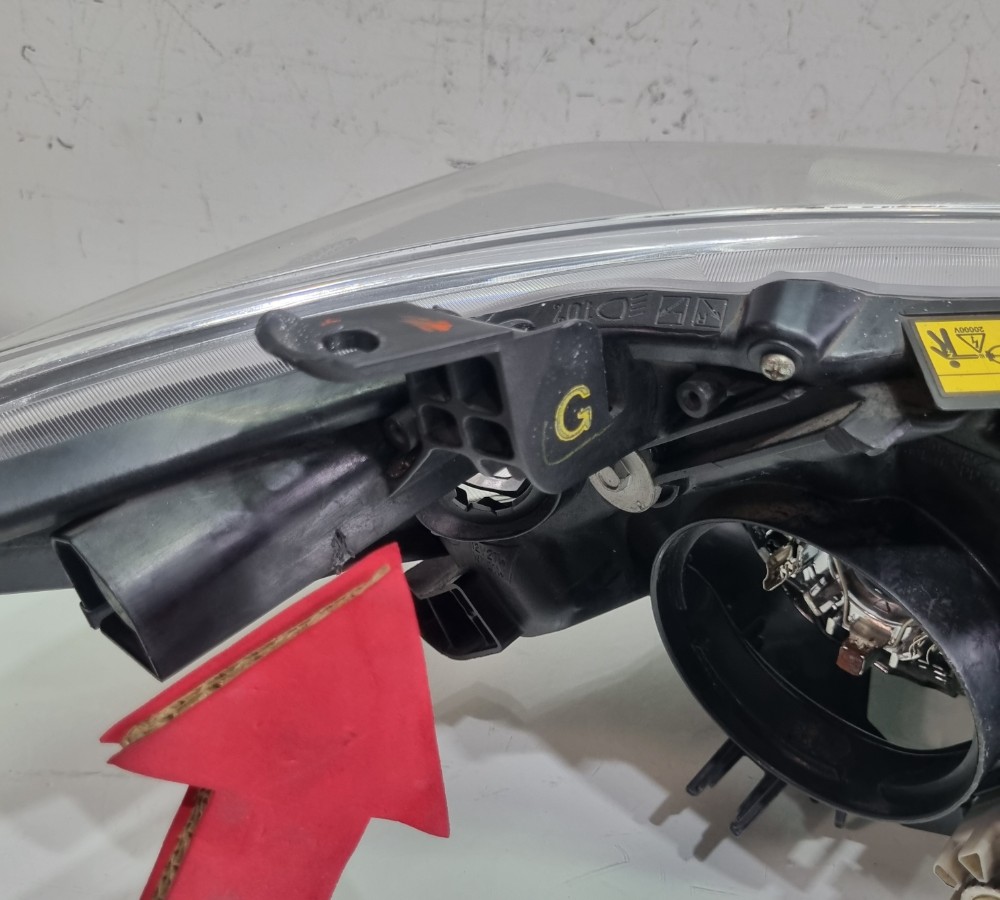 Farol Esquerdo Com Xenon Toyota Corolla 2011/2014 Esquerdo/motorista 6