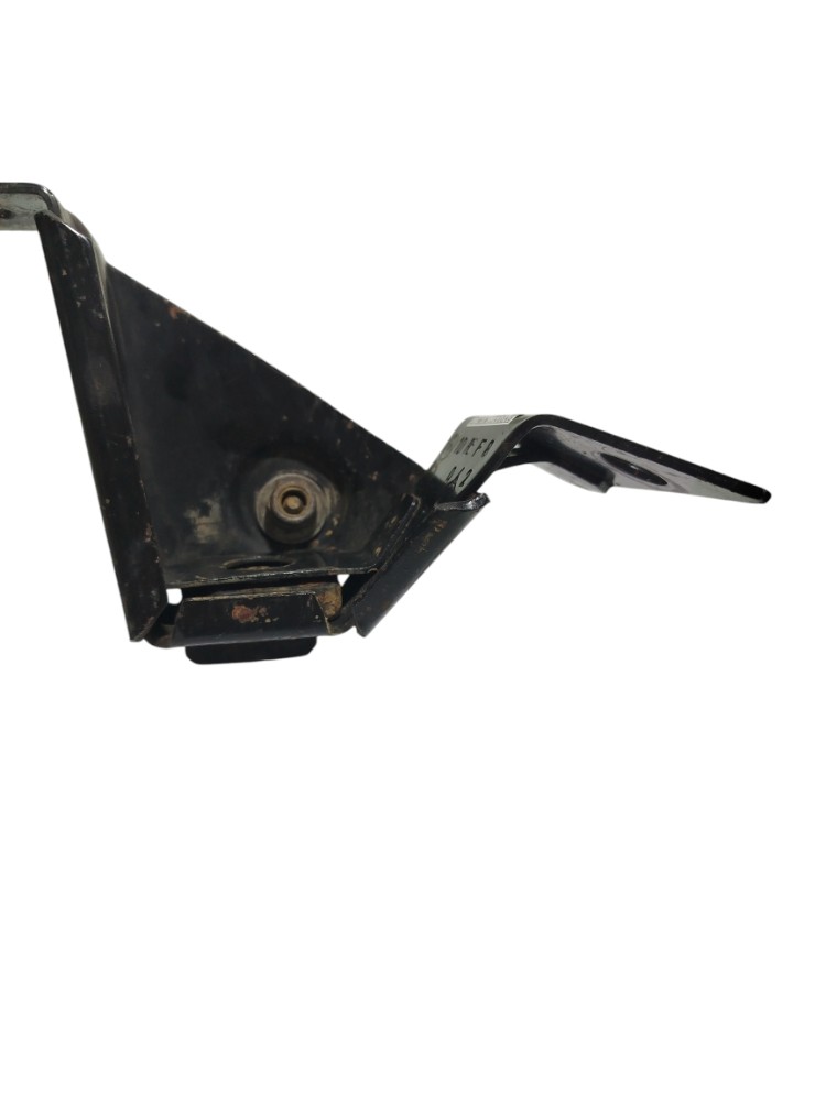 Suporte Fixação Quadro Lado Direito Fiat Palio 1999 9