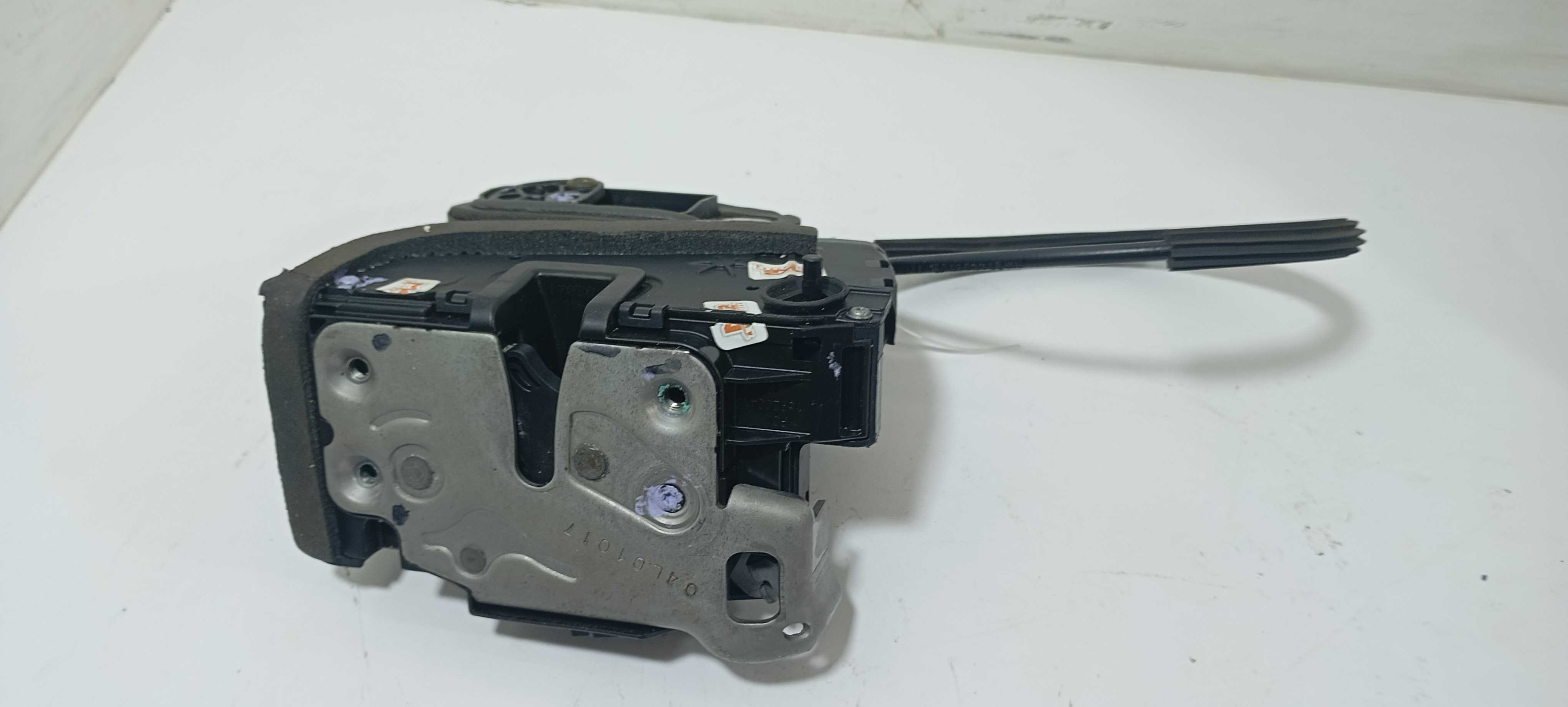 Fechadura Porta Tras Esq Cruze 2018 V33 3