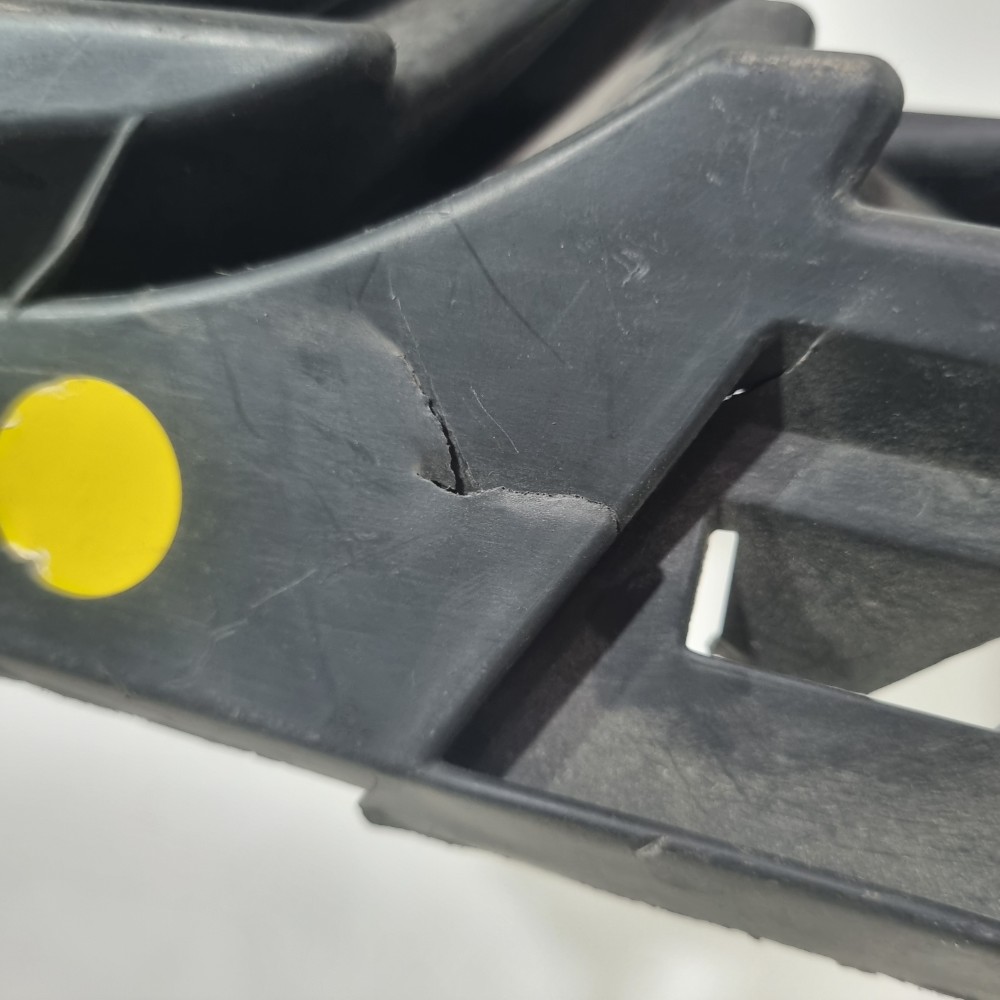 Moldura Farol De Milha Esquerdo Volkswagen Nivus 2020/2021 Preto Esquerdo 6