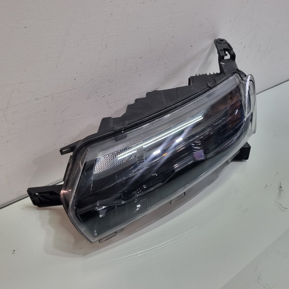 Farol Superior Do Lado Esquerdo Renault Kwid 2023/2025 Esquerdo/motorista 7