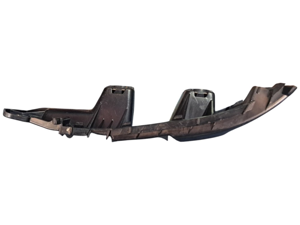 Guia Direito Parachoque Traseira Mercedes C180 C200 2015 1