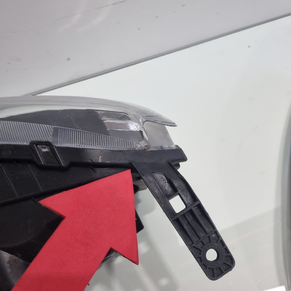 Lanterna Do Lado Direito Renault Kwid Modelos 2016/2021 Direito/passageiro 6