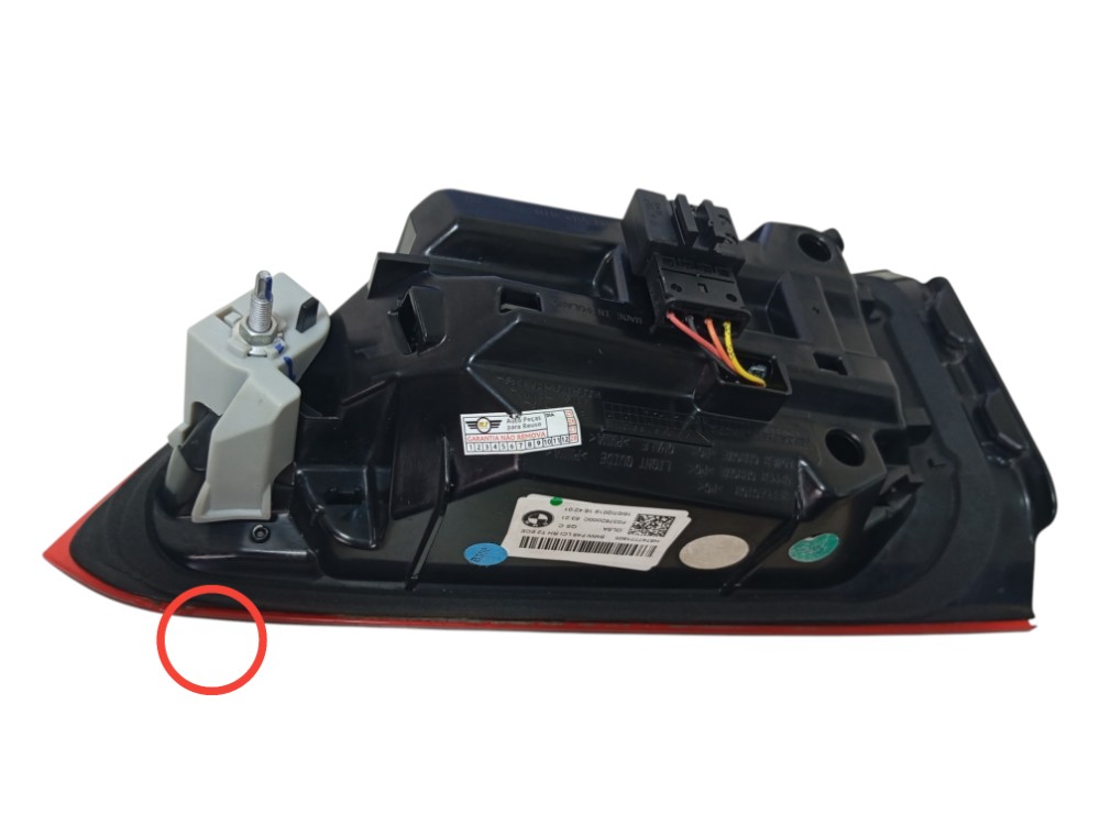 Lanterna Tampa Direito Led Bmw X1 2020